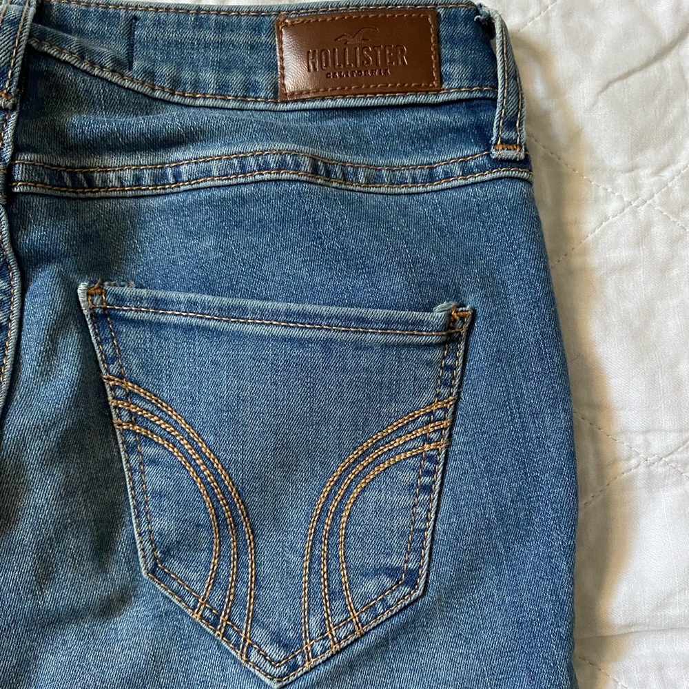 Hollister high rise crop jeans - Picture 5 of 5